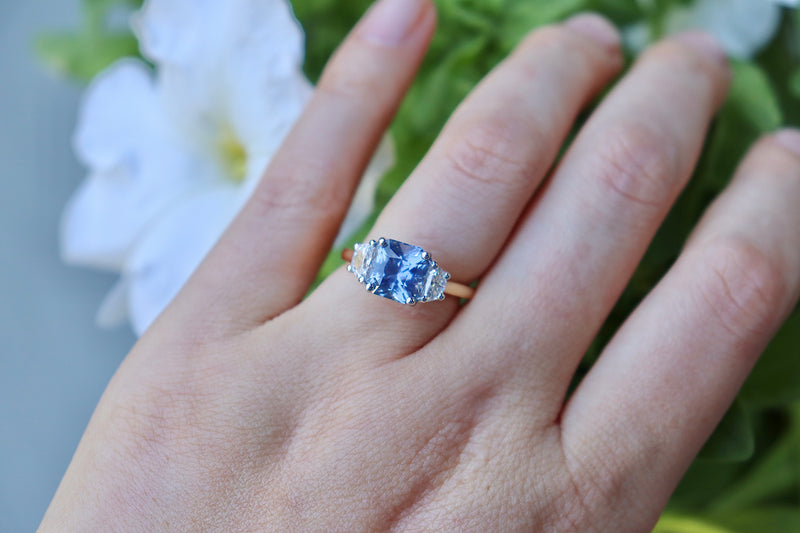 18ct Yellow and White Gold Colour Change Violet - Blue Sapphire and Half Moon Diamond 3 Stone Ring