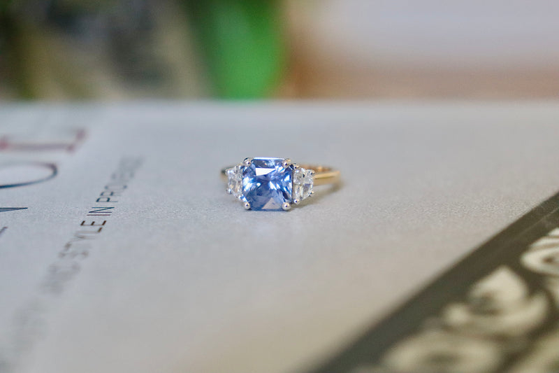 18ct Yellow and White Gold Colour Change Violet - Blue Sapphire and Half Moon Diamond 3 Stone Ring