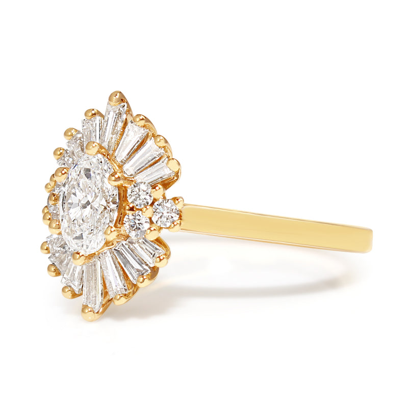 18ct Yellow Gold Oval Diamond Starburst Ring