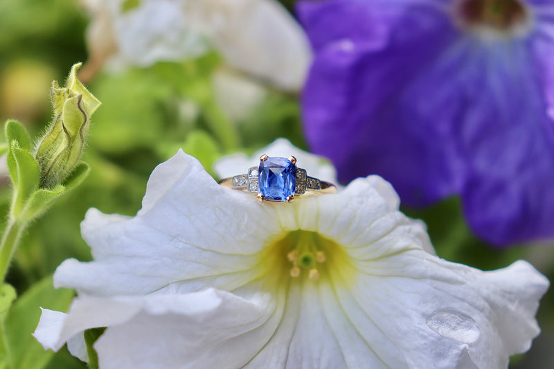 18ct Yellow Gold and Palladium Sapphire and Single Cut Diamond Vintage Ring