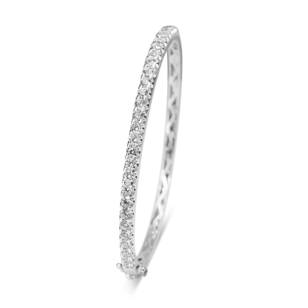 18ct White Gold 2.50ct Diamond Bangle