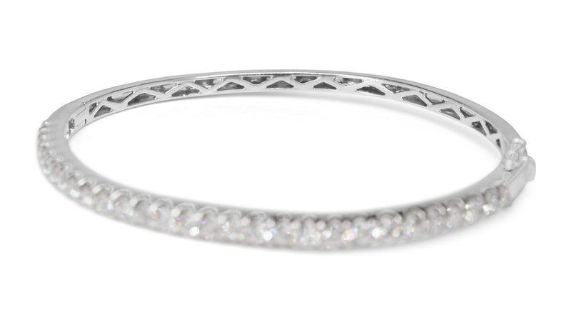 18ct White Gold 2.50ct Diamond Bangle