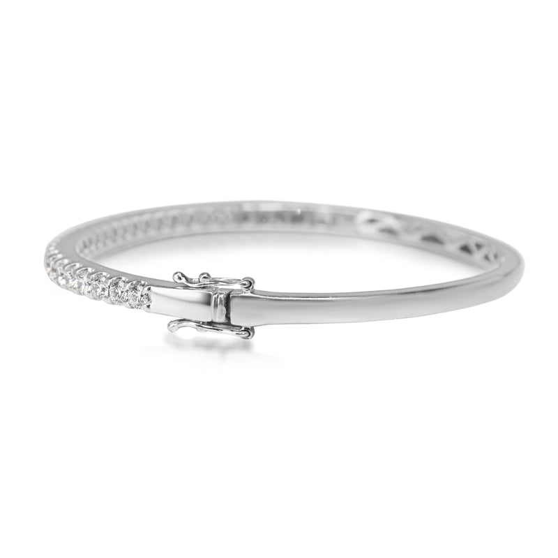 18ct White Gold 2.50ct Diamond Bangle