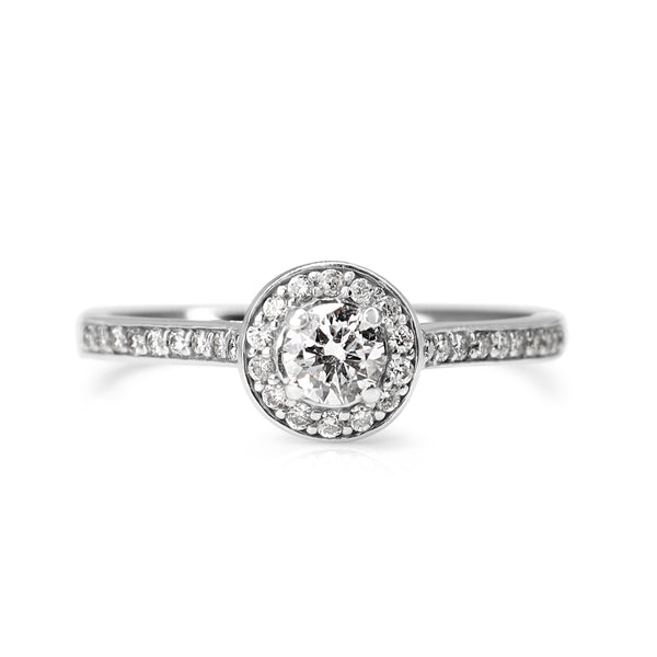 18ct White Gold Diamond Halo Ring