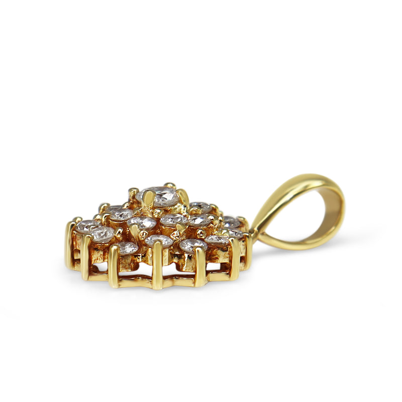 18ct Yellow Gold Diamond Cluster Pendant