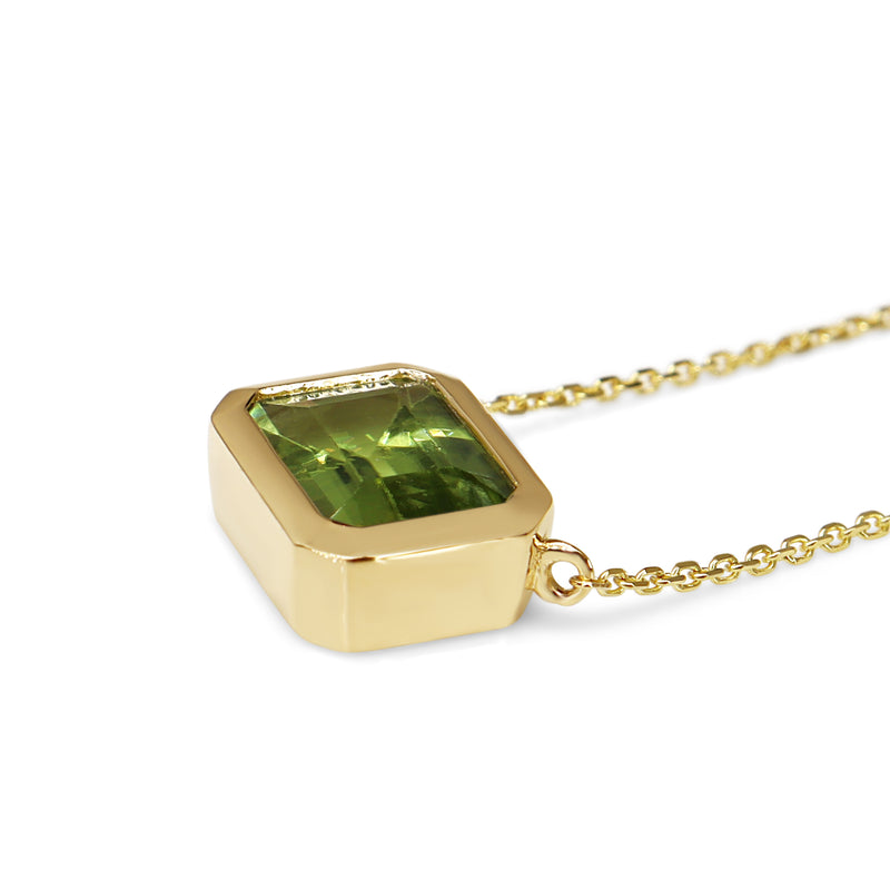 14ct Yellow Gold Peridot Necklace