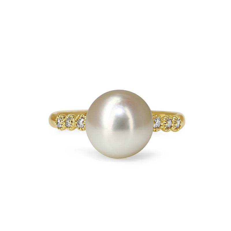 18ct Yellow Gold Akoya 9mm Pearl and Diamond Ring