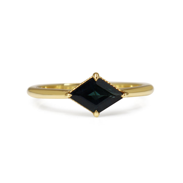 18ct Yellow Gold Lozenge Shape Sapphire Solitaire Ring