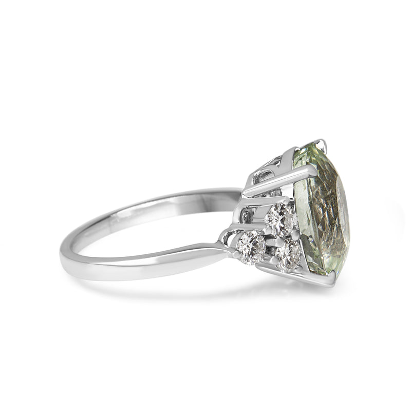 18ct White Gold Aquamarine and Diamond Ring