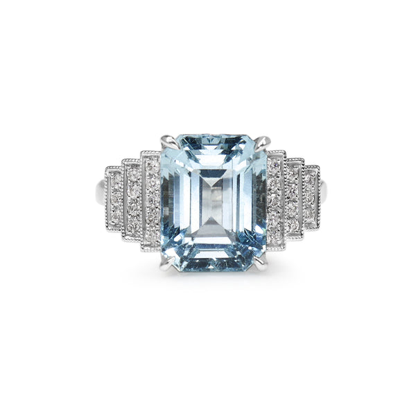 18ct White Gold Aquamarine and Diamond Deco Style Stepped Down Ring