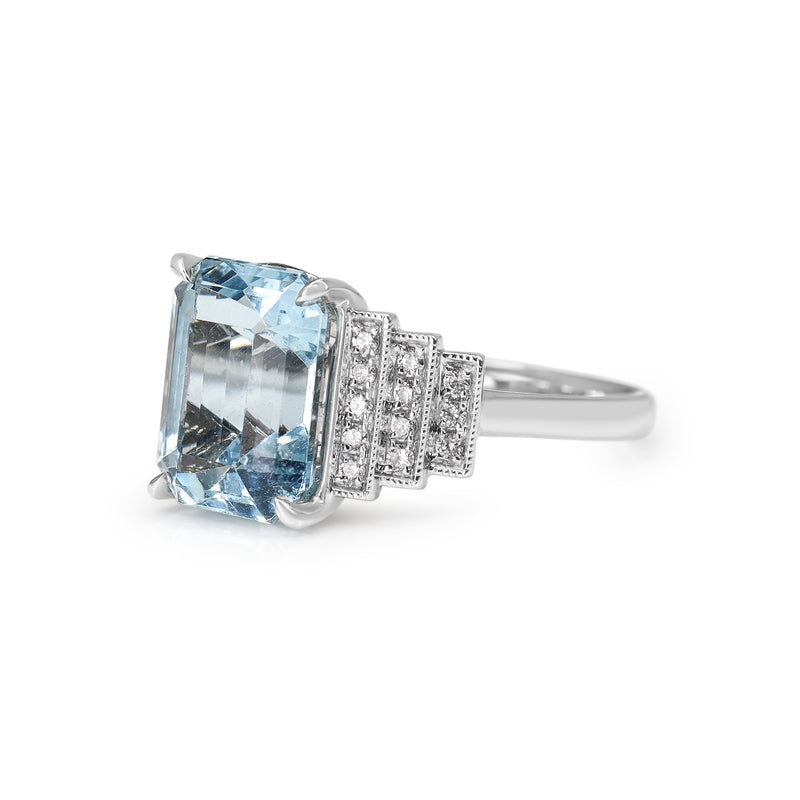18ct White Gold Aquamarine and Diamond Deco Style Stepped Down Ring
