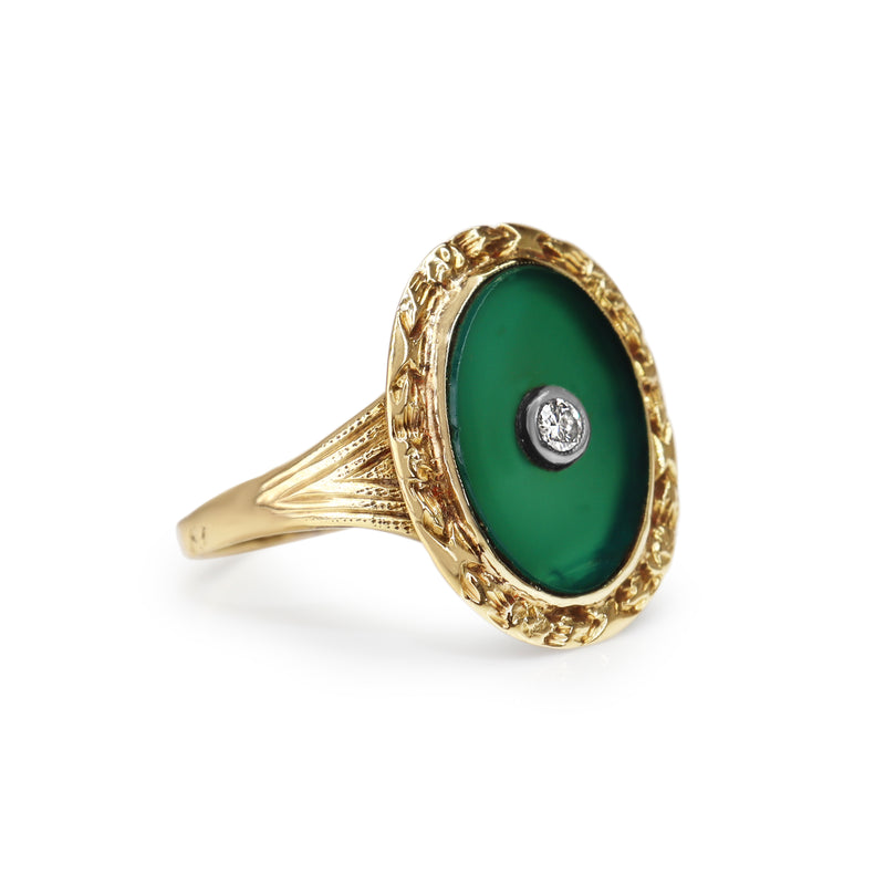 14ct Yellow Gold Vintage Jade and Diamond Etched Ring