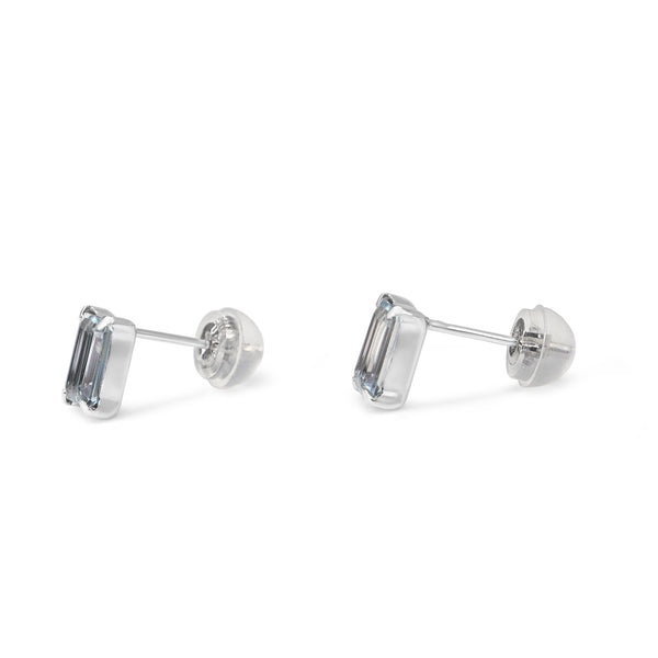 18ct White Gold Aquamarine Stud Earrings