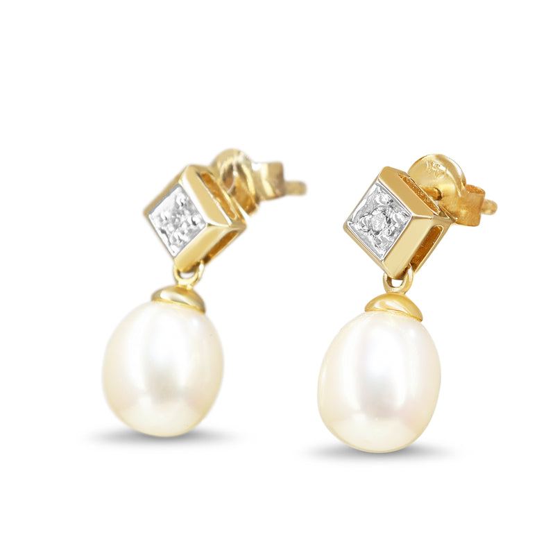 14ct Yellow Gold Fresh Water Pearl and Diamond Earrings