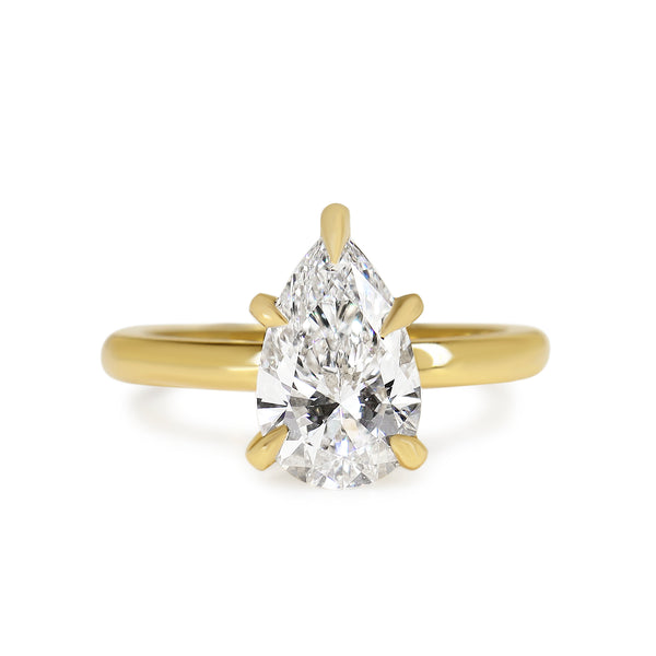 18ct Yellow Gold Pear Shaped Lab Grown Diamond Solitaire Ring