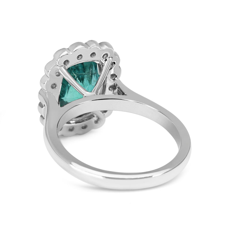 18ct White Gold Emerald and Diamond Daisy Ring