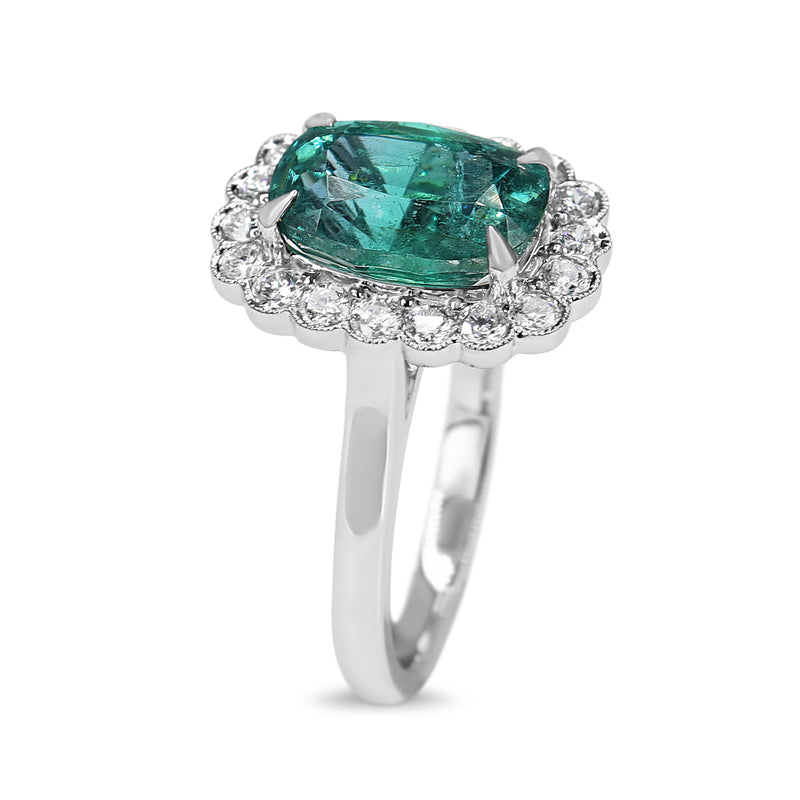 18ct White Gold Emerald and Diamond Daisy Ring