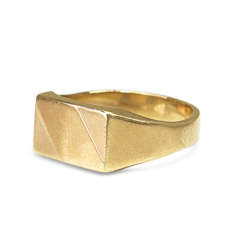 9ct Yellow Gold Etched Rectangle Signet Ring