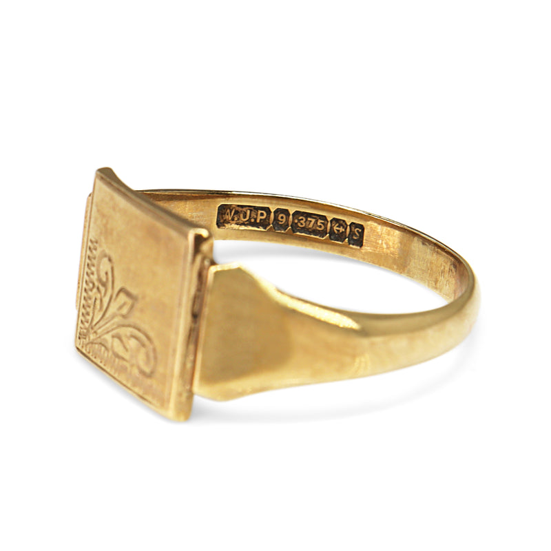 9ct Yellow Gold Square Engraved Signet Ring