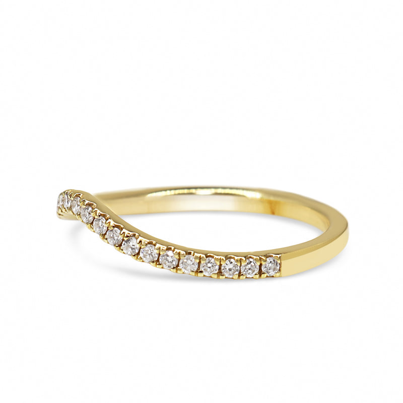 18ct Yellow Gold Diamond Curved Band Ring