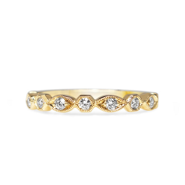 9ct Yellow Gold Vintage Style Diamond Band Ring