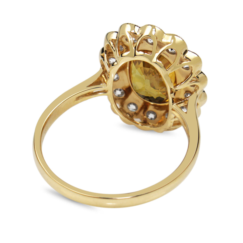 18ct Yellow and White Gold Yellow Sapphire and Diamond Daisy Ring