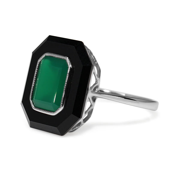 9ct White Gold Onyx and Green Agate Deco Style Ring