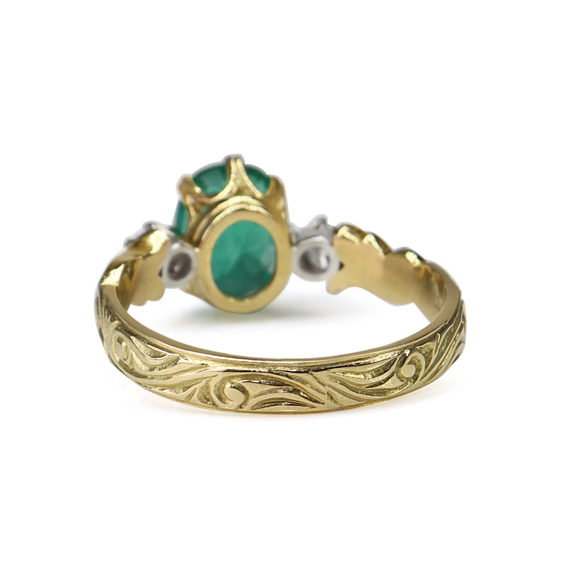 18ct Yellow Gold Emerald and Diamond Vintage Style Ring With Etched Band