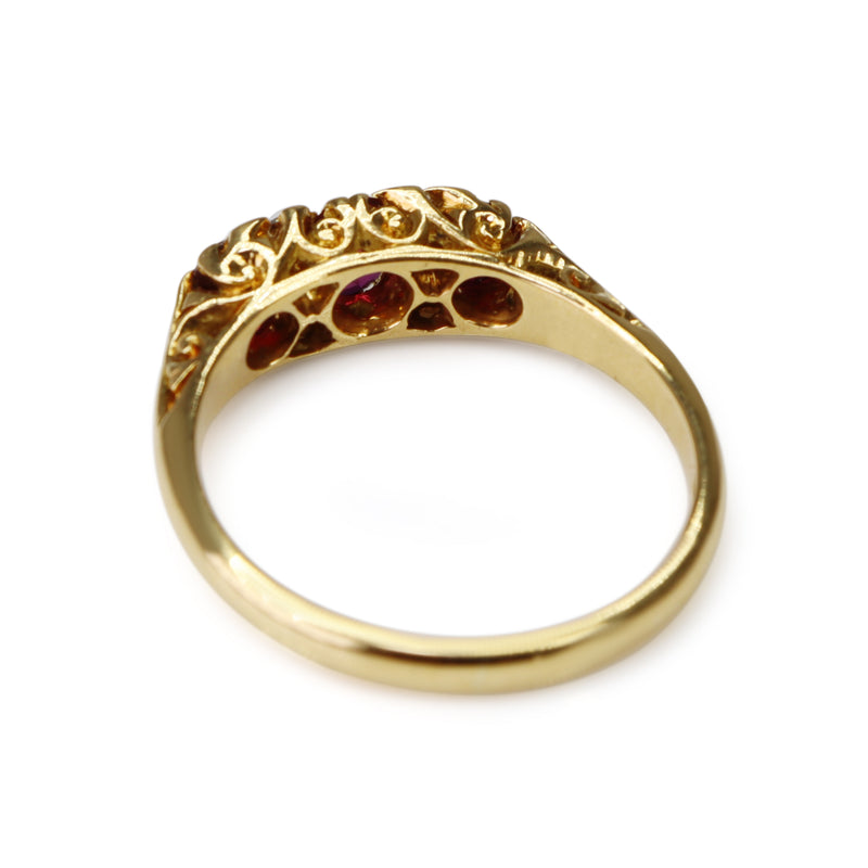 18ct Yellow Gold Antique Style Ruby and Diamond 3 Stone Old Cut Diamond Ring