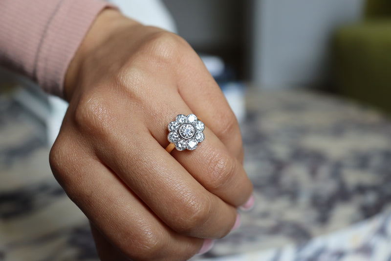 18ct Yellow and White Gold Daisy Diamond Ring
