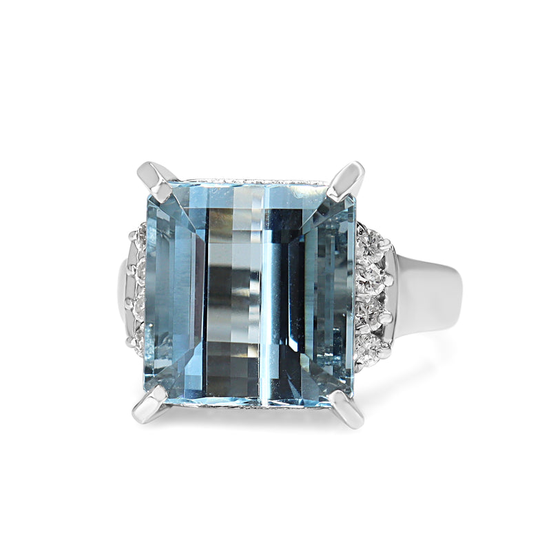 Platinum Aquamarine and Diamond Vintage Ring