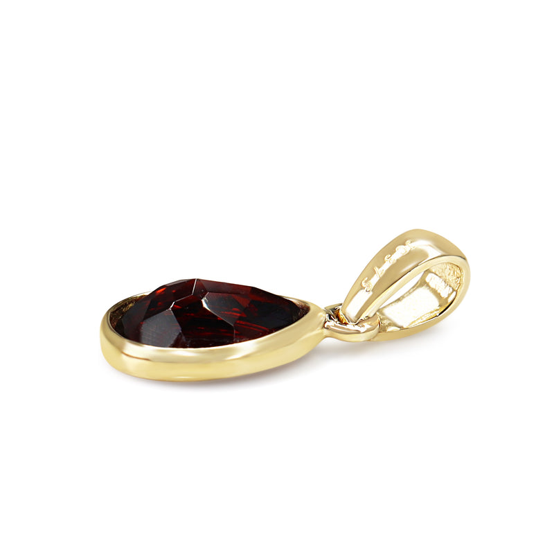9ct Yellow Gold Garnet Pear Shaped Pendant