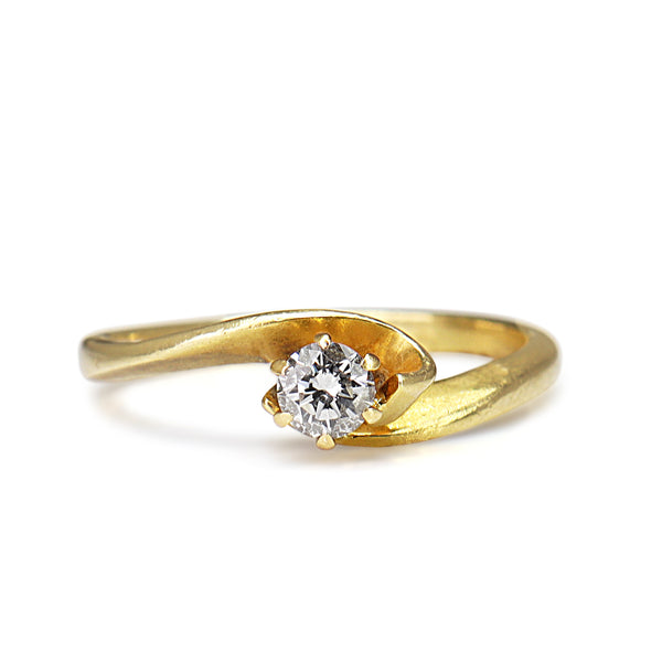 18ct Yellow Gold Twist Diamond Solitaire Ring