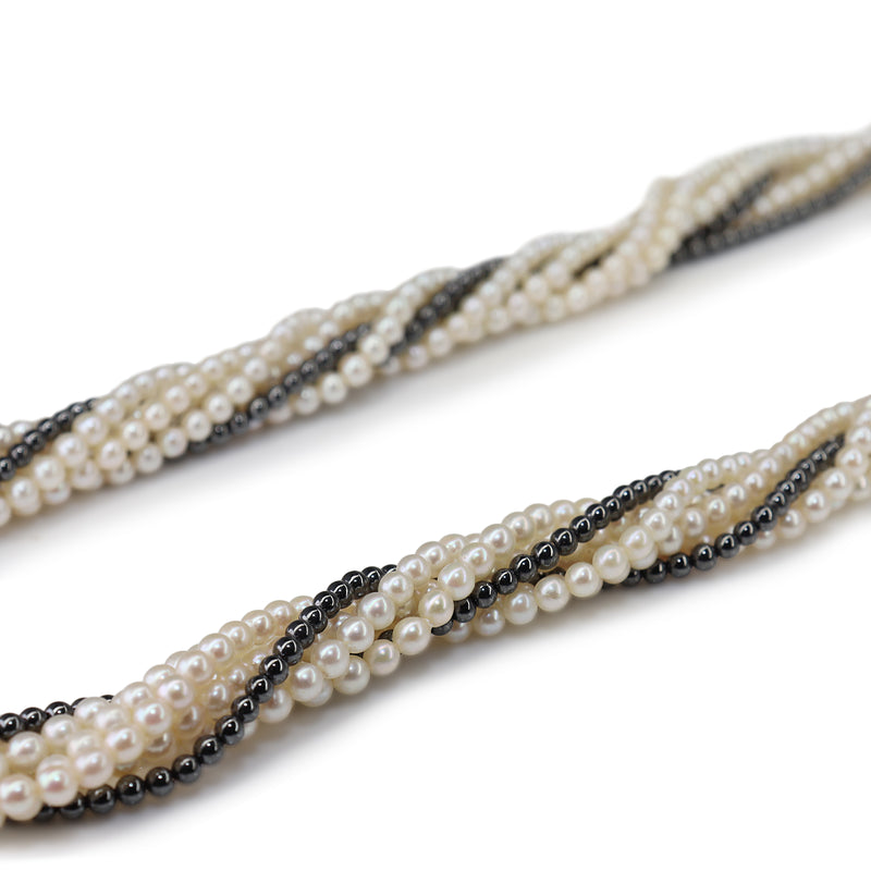 9ct Yellow Gold Vintage Seed Pearl and Hematite Necklace