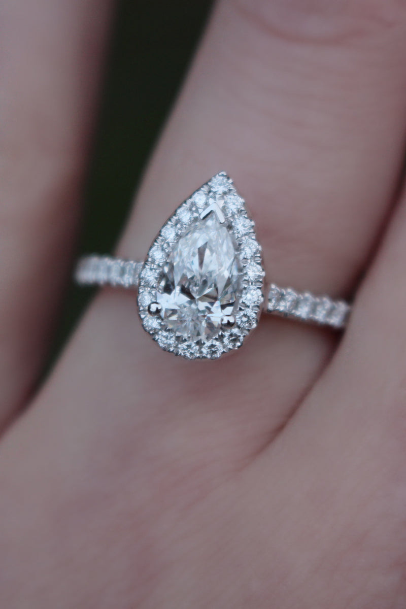 18ct White Gold Pear Diamond Halo Ring