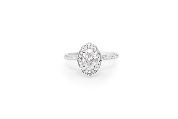 18ct White Gold Oval Vintage Style Halo Ring