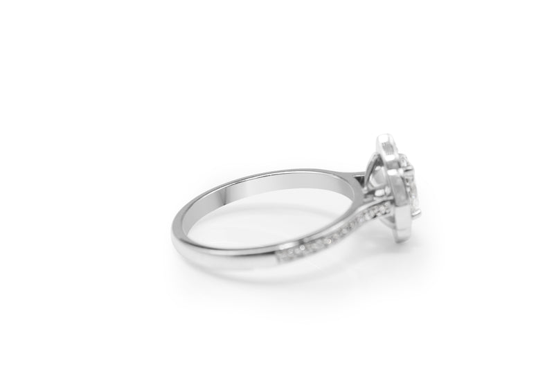 18ct White Gold Oval Vintage Style Halo Ring