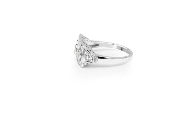 18ct White Gold Art Deco Style Ring