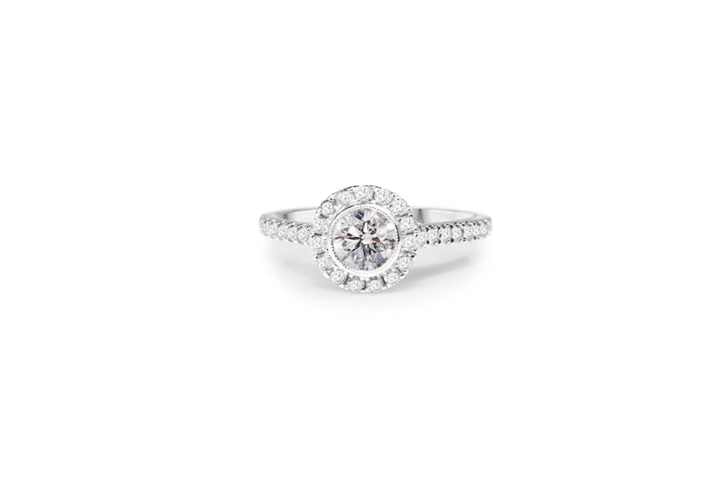 18ct White Gold Diamond Halo Ring