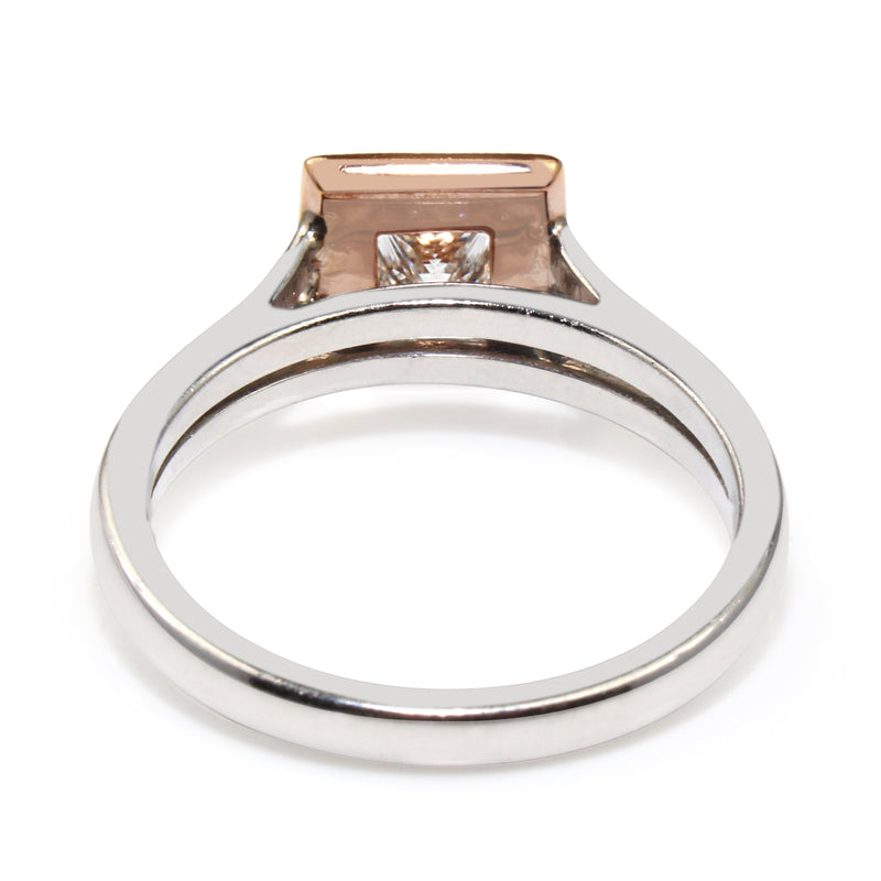 18ct White Gold White and Pink Diamond Halo Ring