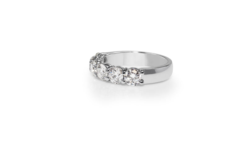 18ct White Gold 6 Stone Diamond Band