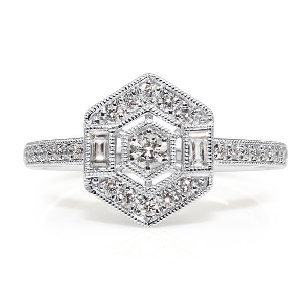 18ct White Gold Art Deco Style Diamond Ring