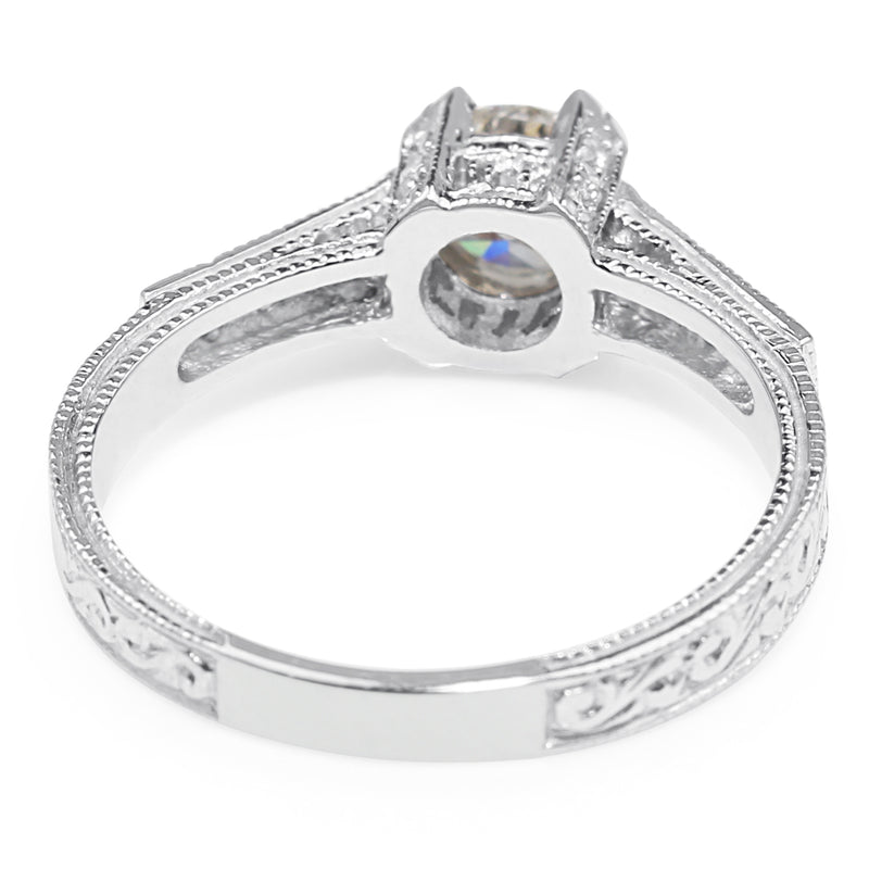 18ct White Gold Vintage Diamond Ring