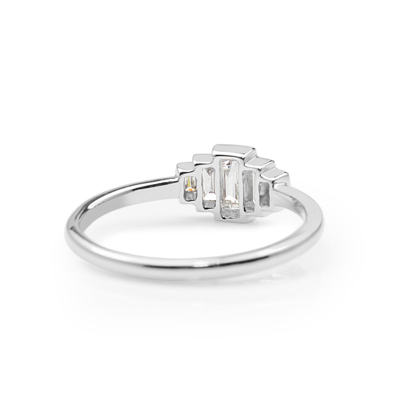 18ct White Gold 5 Stone Baguette Ring