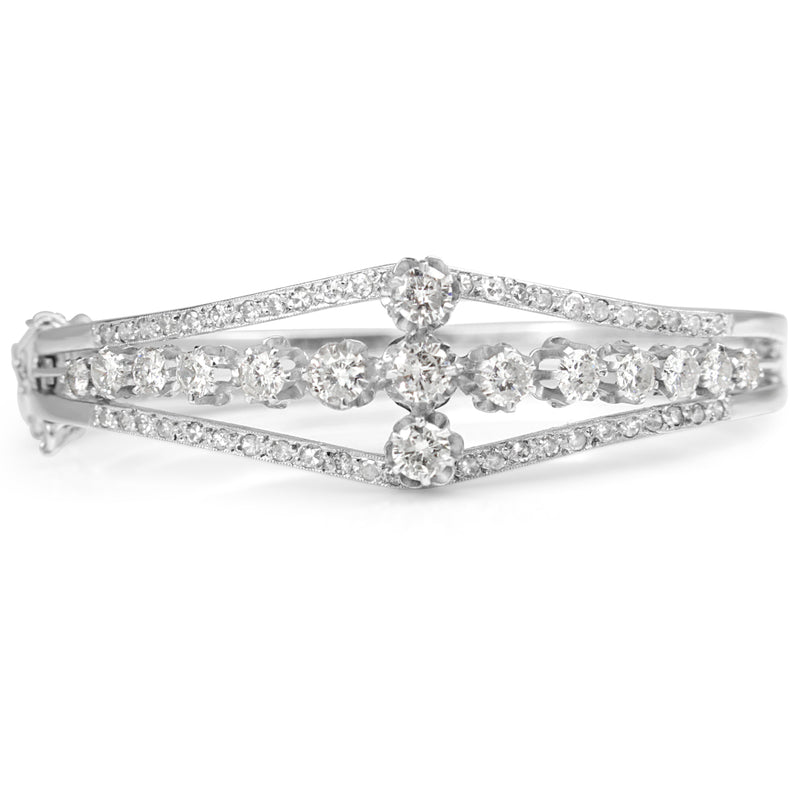 14ct White Gold Diamond Bangle