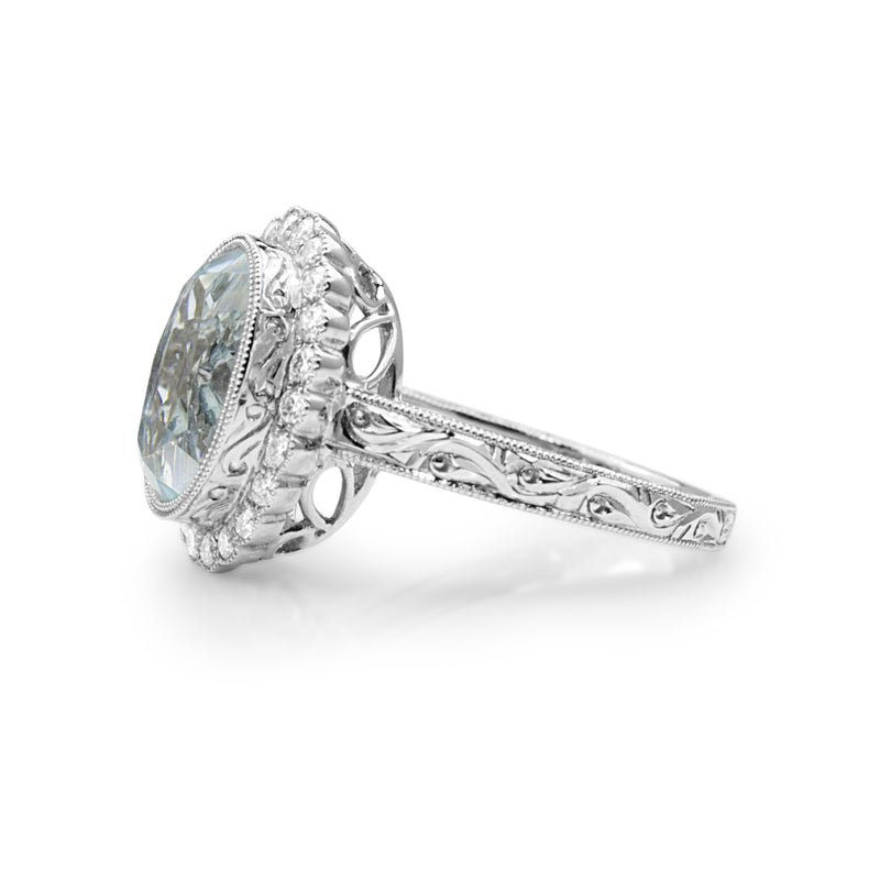 18ct White Gold Aquamarine and Diamond Daisy Ring
