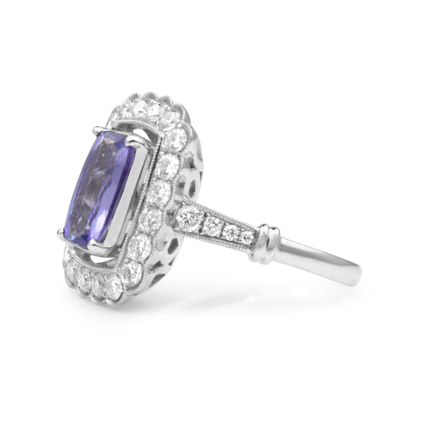 18ct White Gold Tanzanite and Diamond Daisy Ring