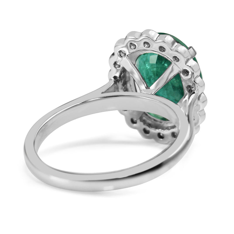 18ct White Gold Emerald and Diamond Daisy Style Ring