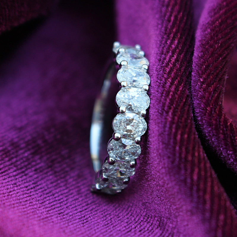 18ct White Gold Oval Diamond Band