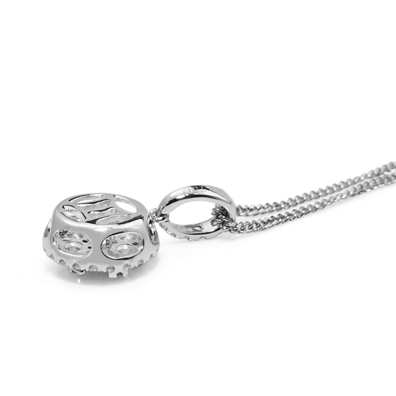 18ct White Gold Diamond Cluster Pendant